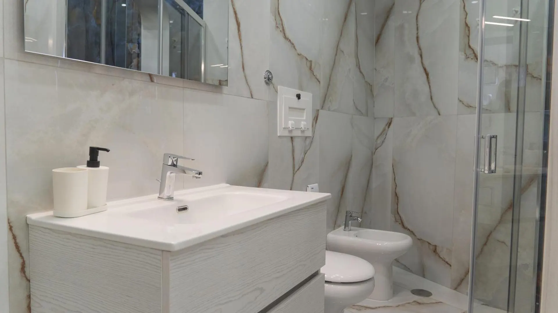 Hotel Civico 44 Napoli Affittacamere