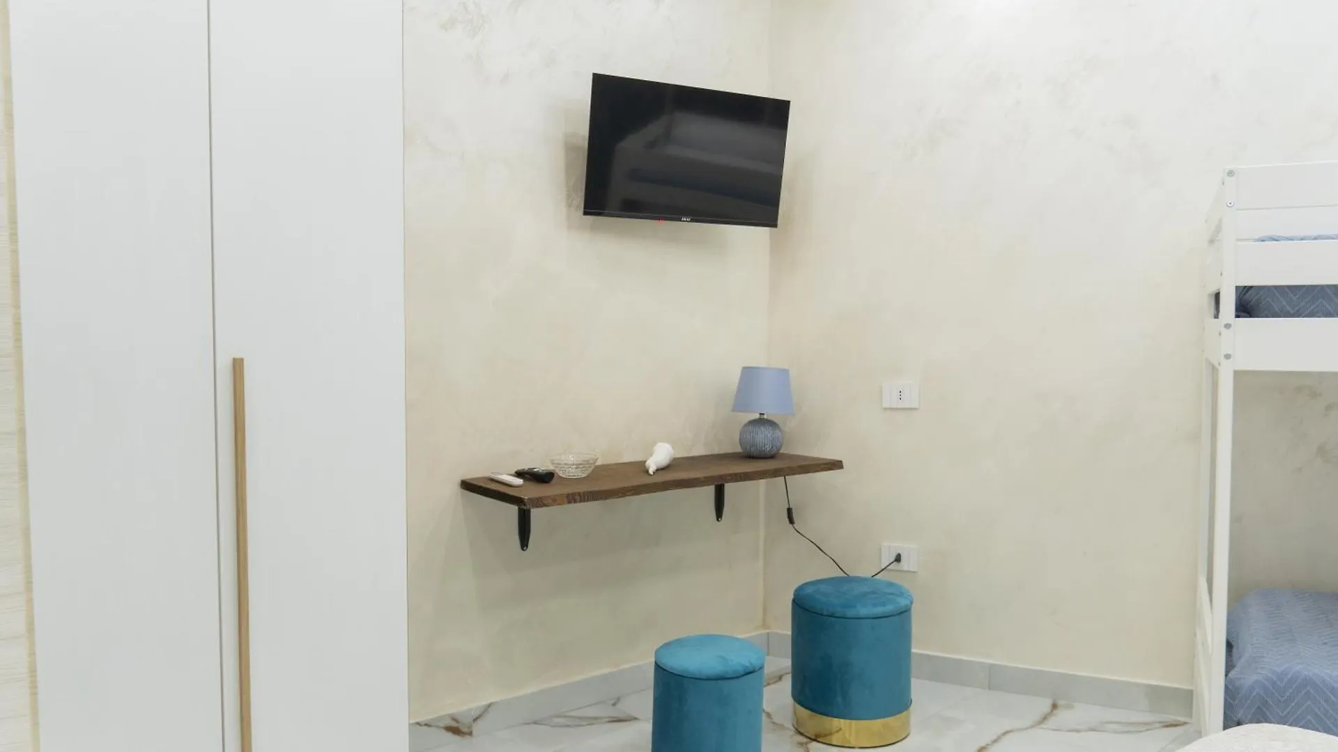 Affittacamere Hotel Civico 44 Napoli
