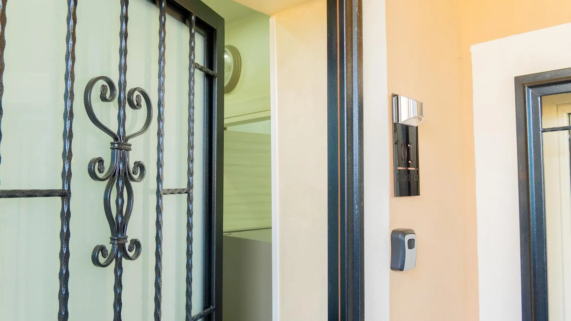 Civico 44 Hotel Naples Guest house