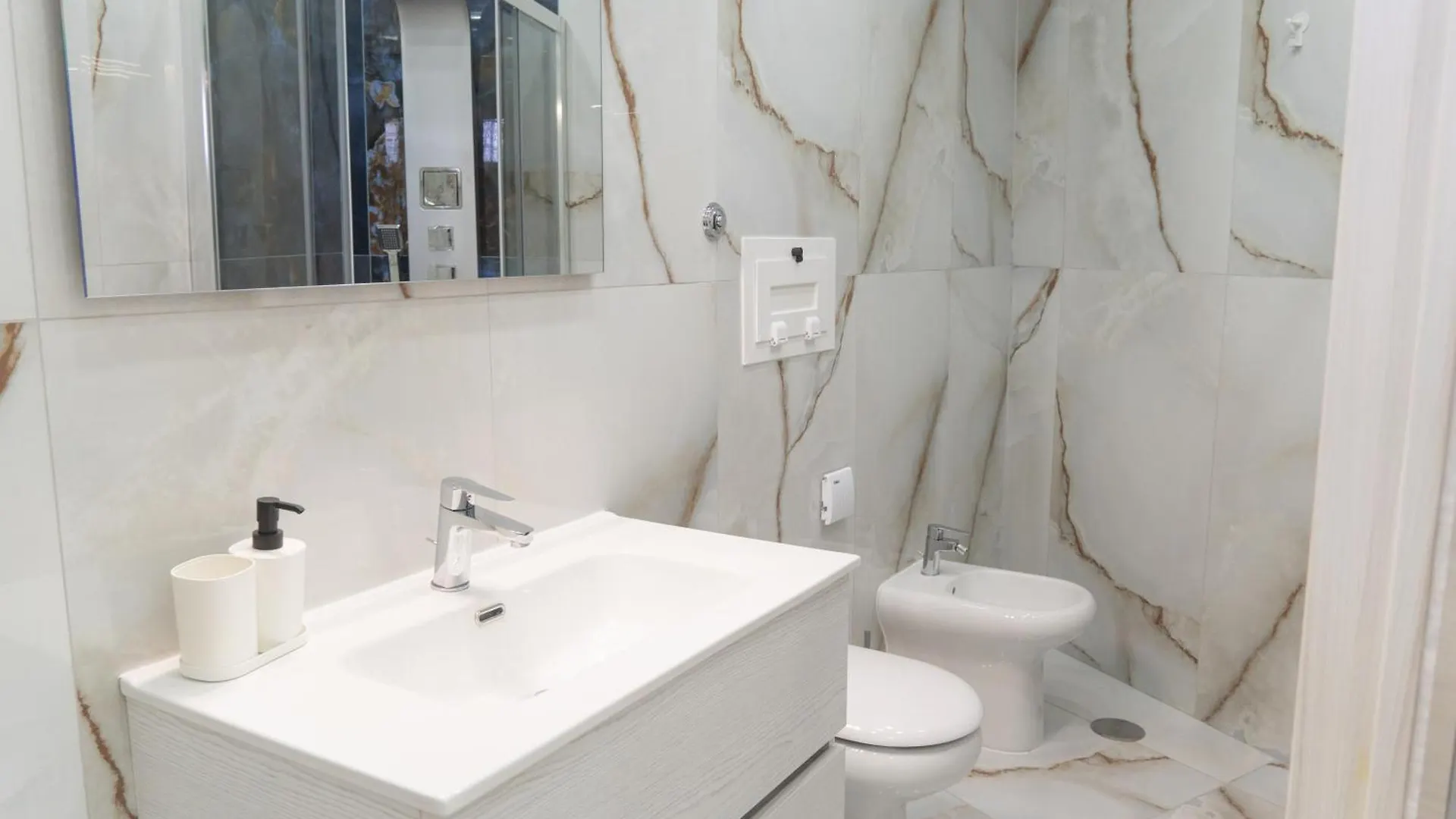 Hotel Civico 44 Neapol